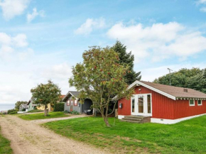 Lively Holiday Home in Jutland with Barbecue in Grønninghoved Strand
